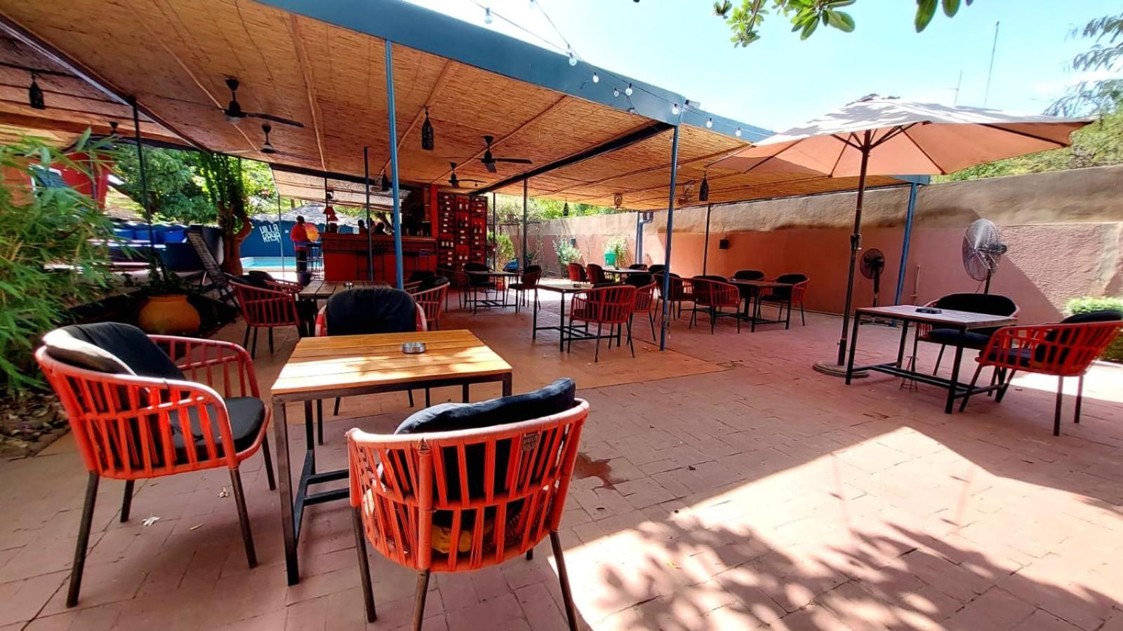Hôtel Les Palmiers Ouagadougou Exterior foto